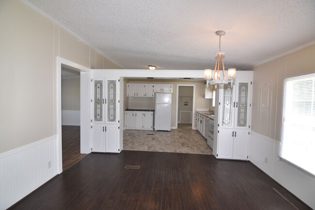 Building Photo - Spacious 3-Bed, 2-Bath Manufactured Home o...