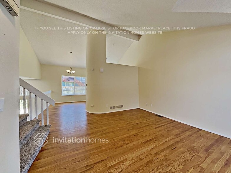 Building Photo - 9636 Lameria Dr