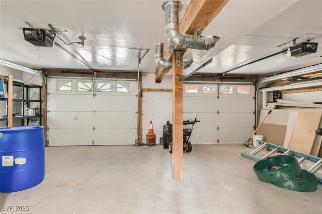 Building Photo - 4947 Snow White Rd
