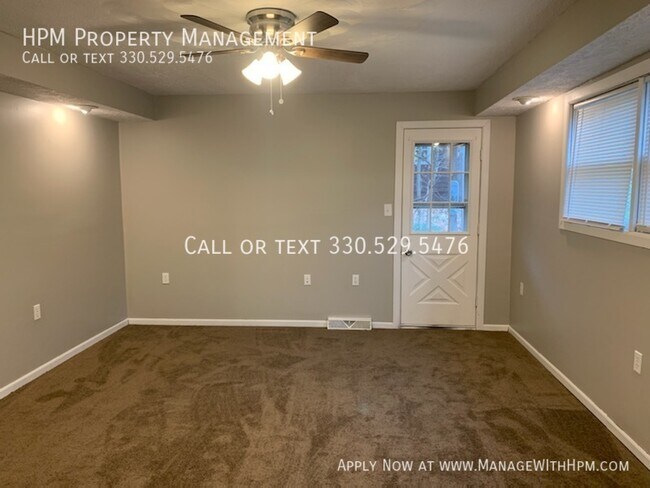 Building Photo - 816 Cody Ct NW