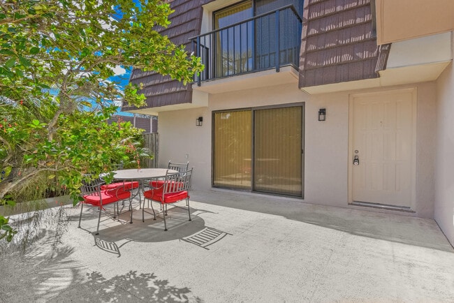 Building Photo - 2018 20th Ct