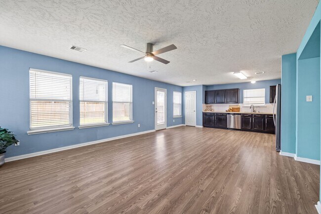 Building Photo - 2715 Skyview Knoll Ct