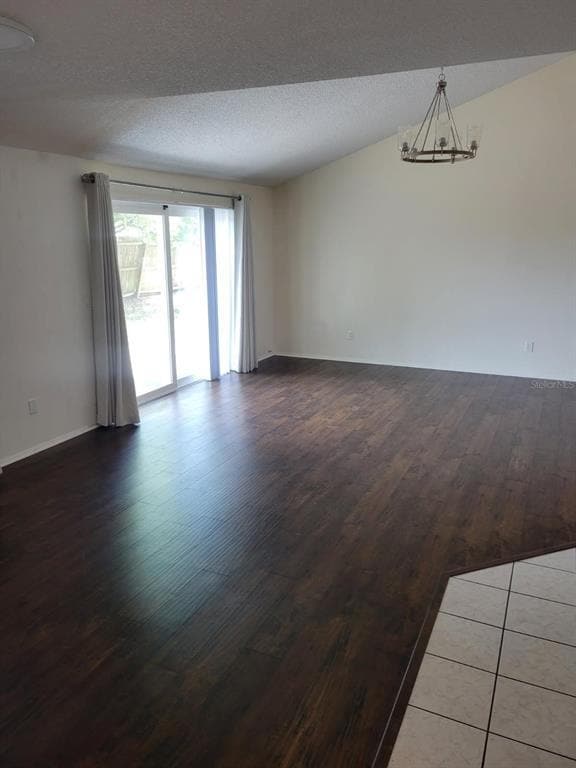 Building Photo - 1050 Huntington Ct