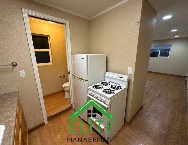 Building Photo - 2324 Pargo Pl