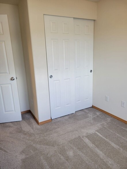 Building Photo - Suburban Serenity Nestled in the Heart of Lake Stevens