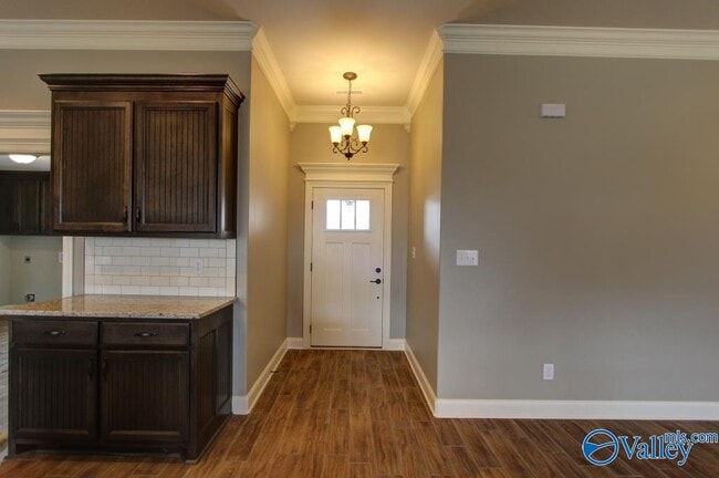 Building Photo - 22947 Pin Oak Dr