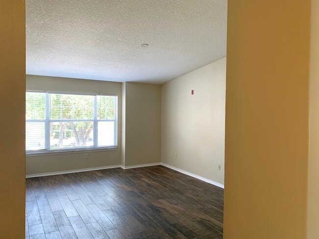 Building Photo - 19207 Harbour Vista Cir