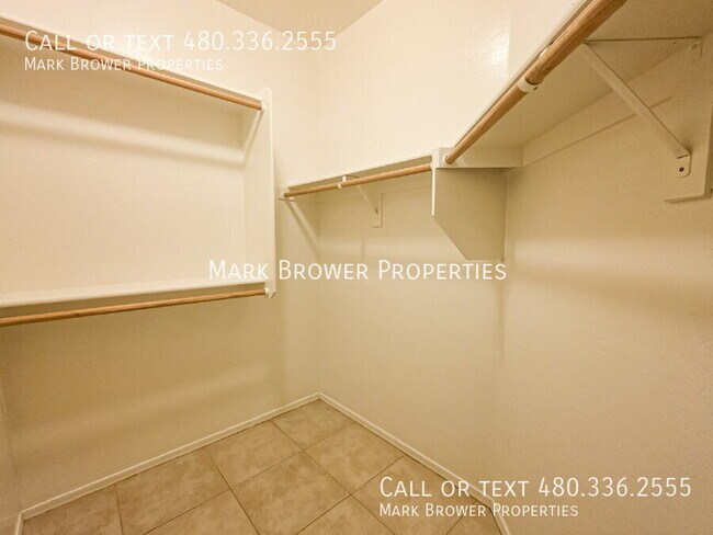 Building Photo - 1158 E Blackfoot Daisy Dr