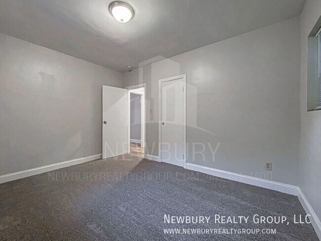 Building Photo - 313 San Juan Dr