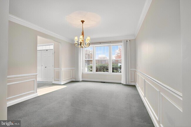 Building Photo - 20 Jasmine Rd