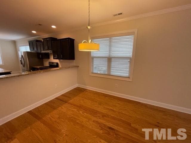 Building Photo - 413 Evening Star Dr