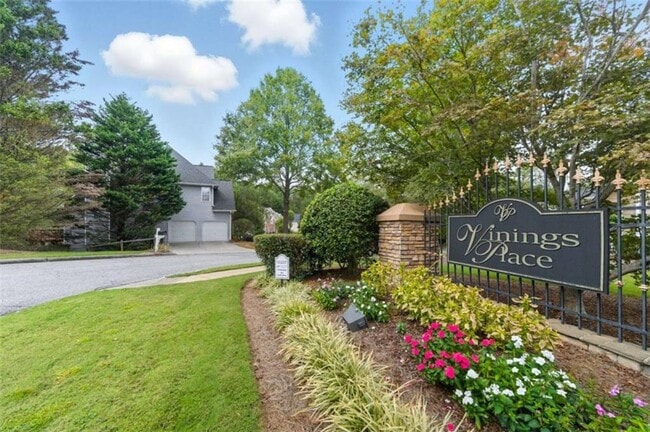 Building Photo - 5732 Vinings Pl Dr SE