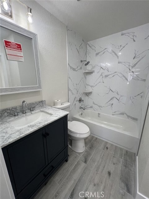 Building Photo - 12545 Cuesta Dr