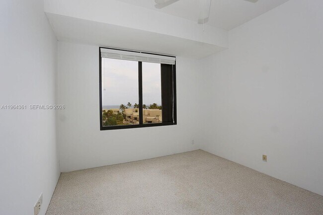 Building Photo - 201 Crandon Blvd