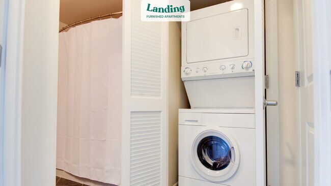 Building Photo - 1330 S Fair St