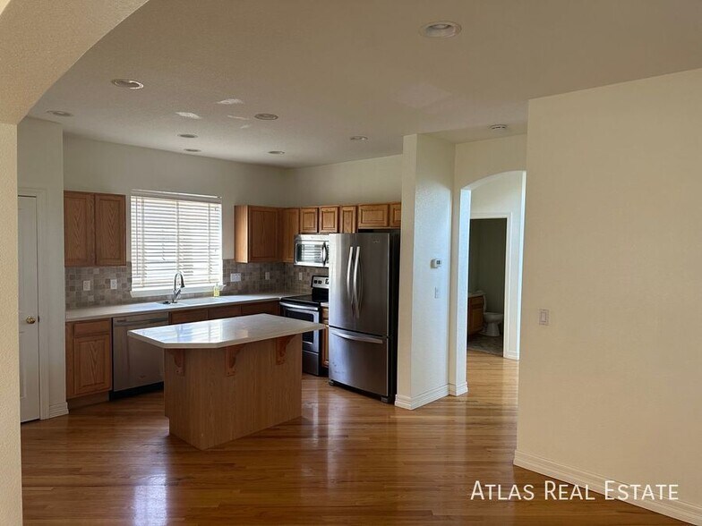 Building Photo - 14078 Blue River Trail