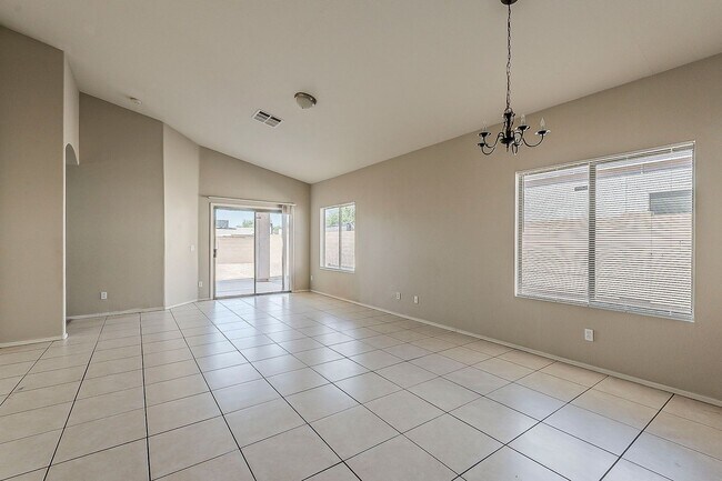 Building Photo - Home for rent