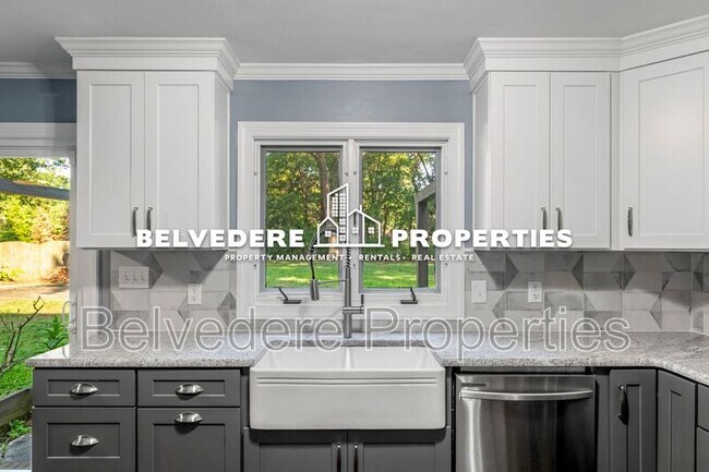 Building Photo - 4103 Oak Hollow Dr