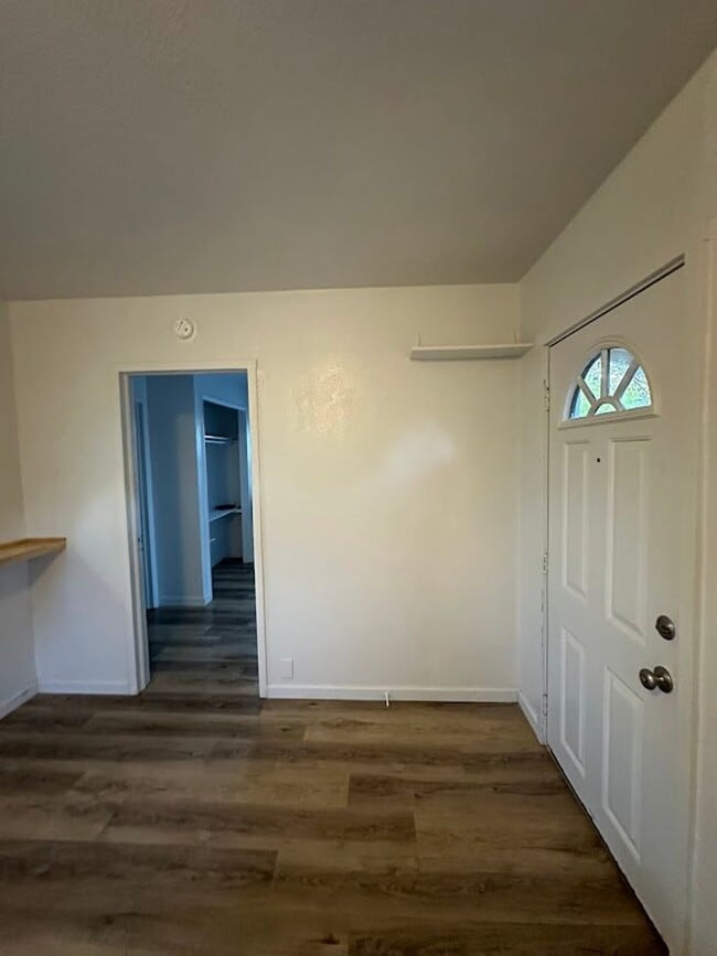 Building Photo - Terrace2121