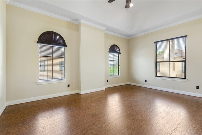 Building Photo - 3034 Orchard Ct