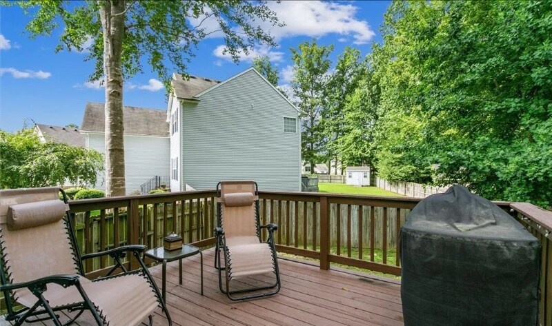 Building Photo - 5620 Scotts Pond Dr