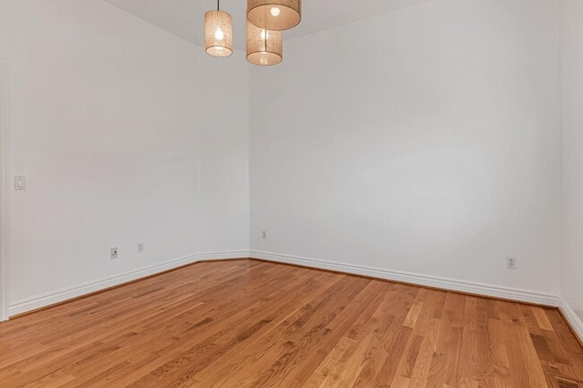 Building Photo - 1353 Perry Ct.