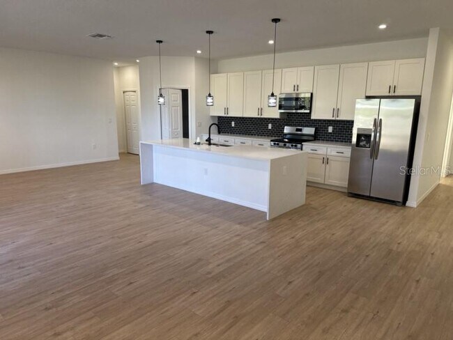 Building Photo - 3460 Tupelo Ave