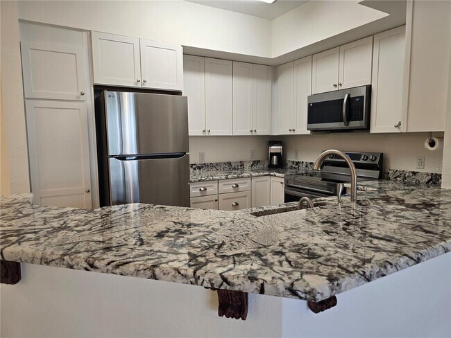 Building Photo - 4170 Central Sarasota Pkwy