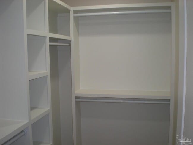 Building Photo - 11606 Chanticleer Dr