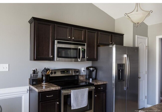 Building Photo - 476 Blackhawk Lane
