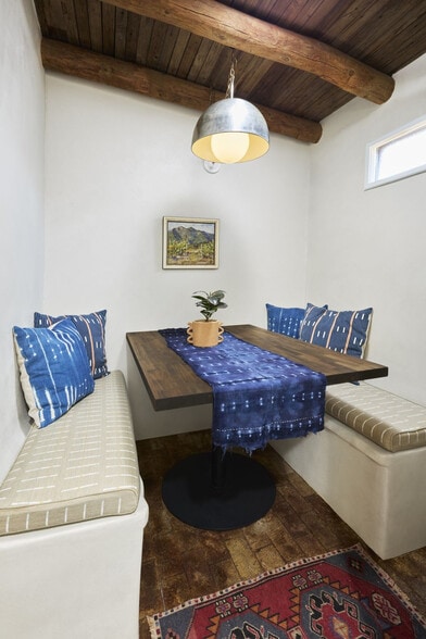 Building Photo - 2861 Agua Fria St