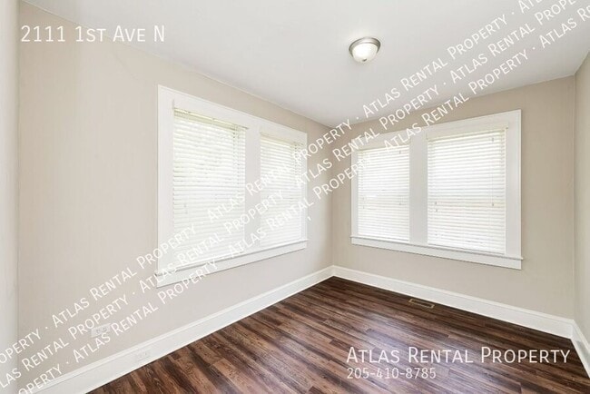 Building Photo - 2111 1st Ave N