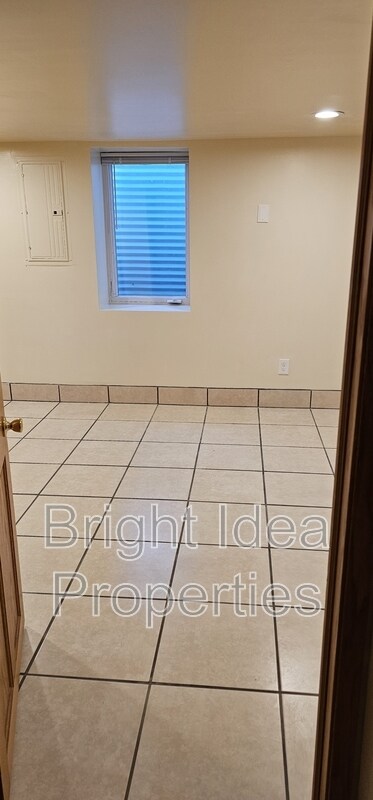 Building Photo - 4003 Welcome Ave N