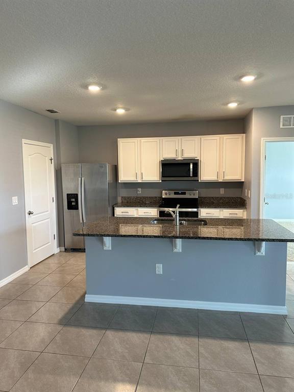 Building Photo - 513 Nicken Grove