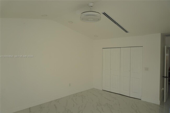 Building Photo - 15614 SW 110th Terrace