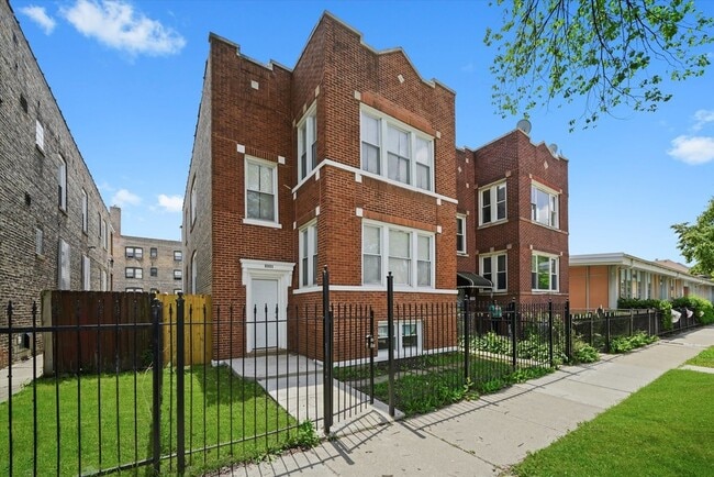 Building Photo - 5331 W Congress Pkwy