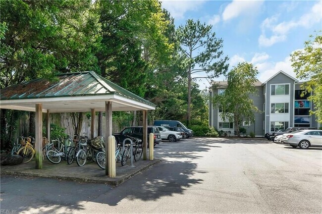 Building Photo - 500 Ocean Trace Arch