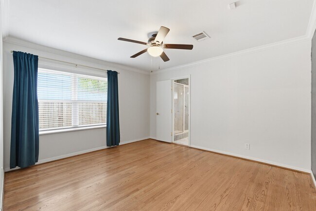 Building Photo - 1618 Willowby Dr