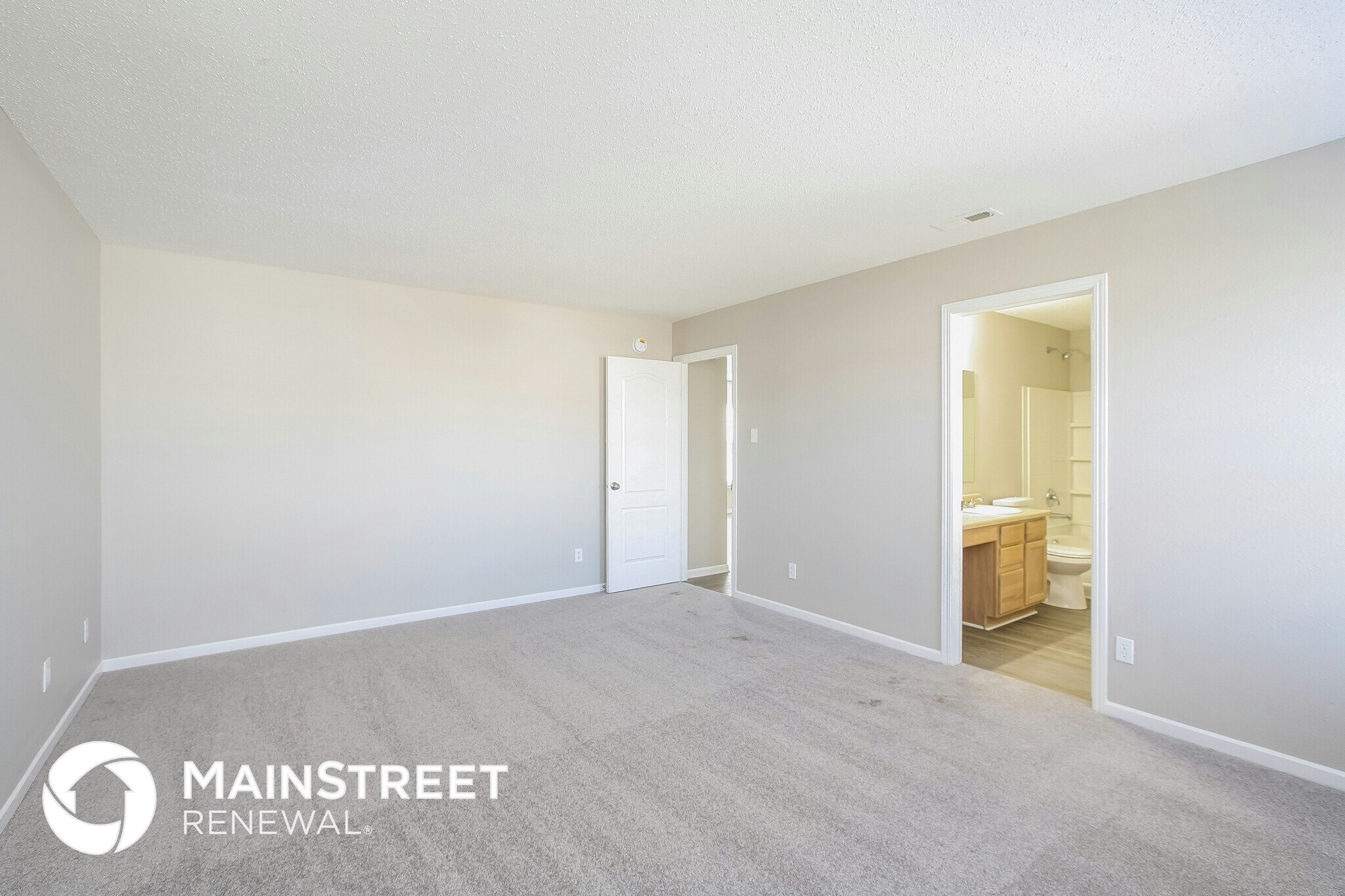 Building Photo - 6849 W Stansbury Blvd