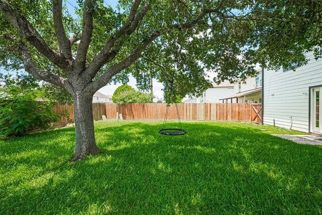 Building Photo - 5731 Coastal Way