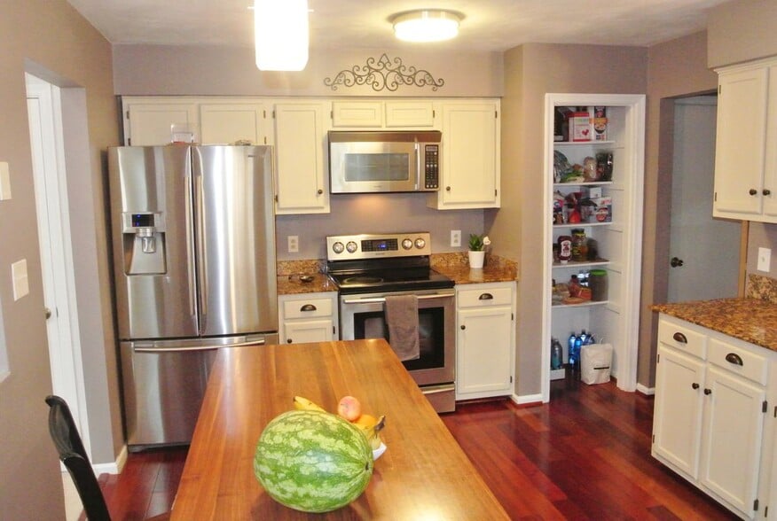 Building Photo - 2621 Meckley Ct