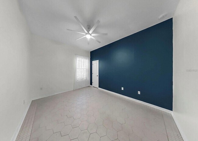 Building Photo - 5237 Brighton Shore Dr