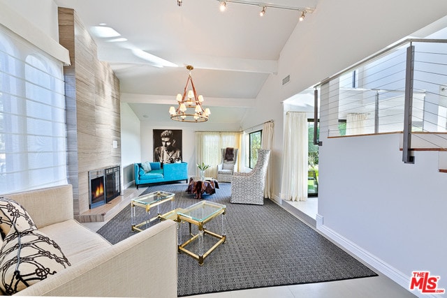 Building Photo - 2033 Hercules Dr