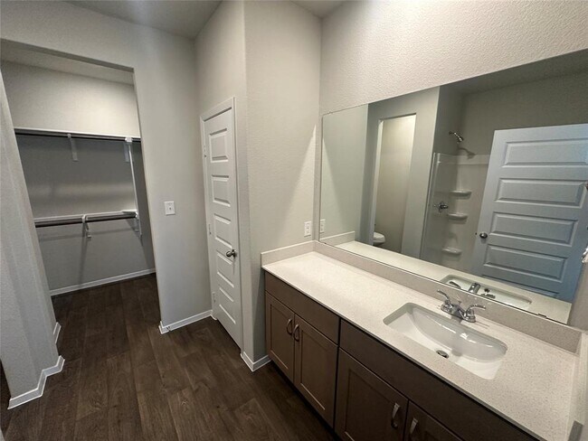 Building Photo - 2613 Towy Rd