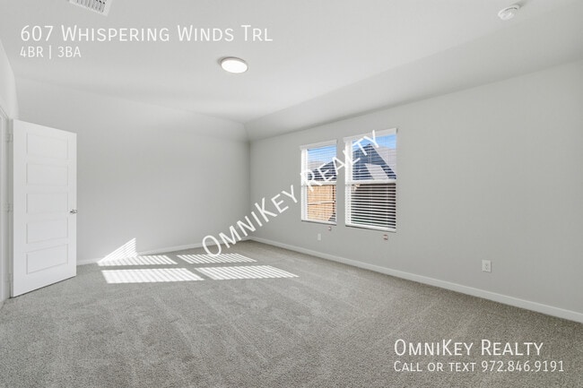 Building Photo - 607 Whispering Winds Trl