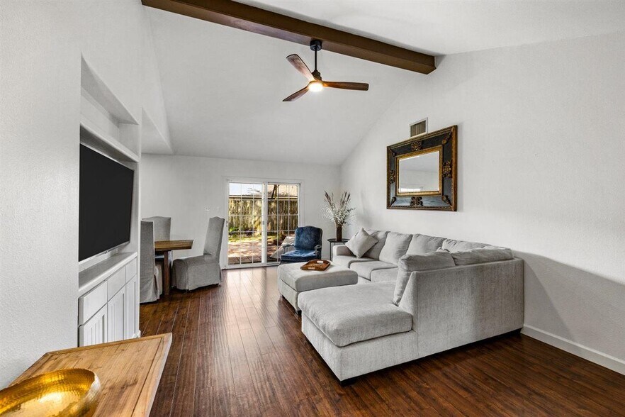 Building Photo - 2512 Azalea Ct