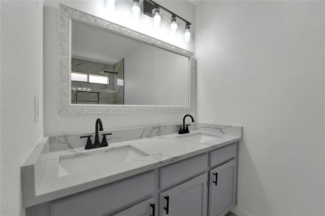 Building Photo - 1019 Sanders Dr