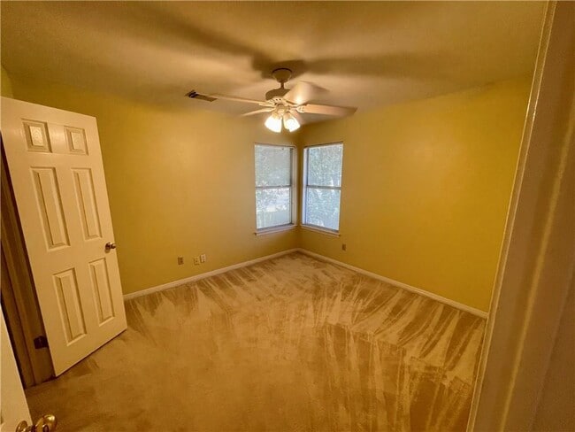 Building Photo - 1881 Dapplegrey Ln