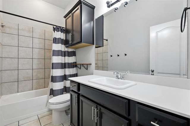 Building Photo - 7524 Guadalupe Way