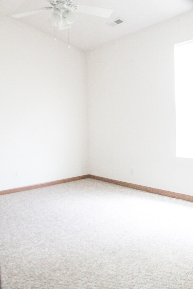 Building Photo - 2 bedroom and 2 bathroom property located in West Lafayette!